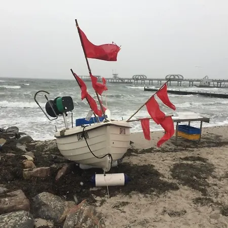 Haus Strandlaeufer 1 Kellenhusen