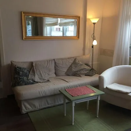 Haus Strandlaeufer 1 *